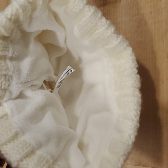 Michael Kors Fleece Lined Cable Knit Beanie Hat - Ivory Cream New - Picture 3 of 7